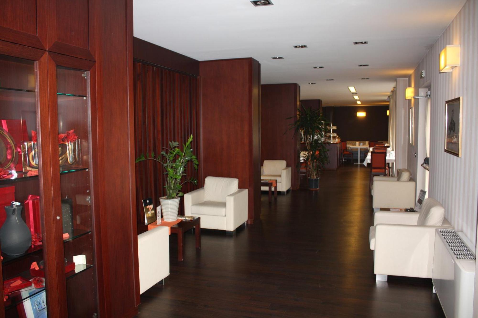 Hotel 2C Legnano Esterno foto